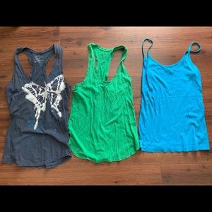 Tank top bundle!